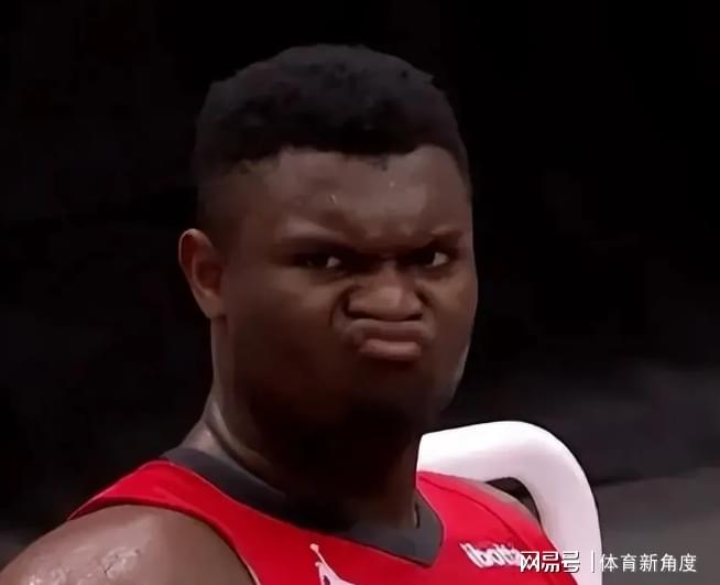 欧冠今夜抽签!曼联首战新赛制将帅拍摄宣传海报,目标重返淘汰赛